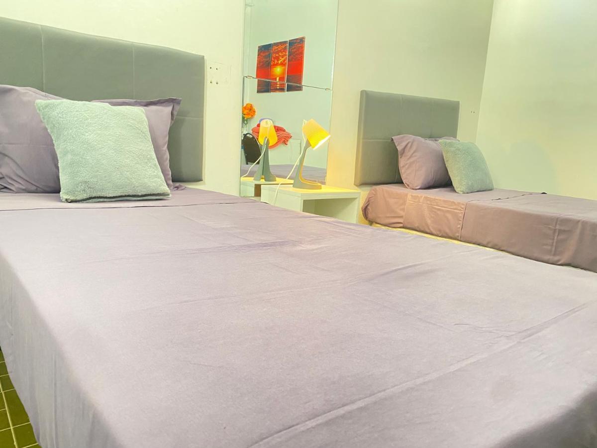 Best Rooms- Quarto 2 Plateau Praia Esterno foto